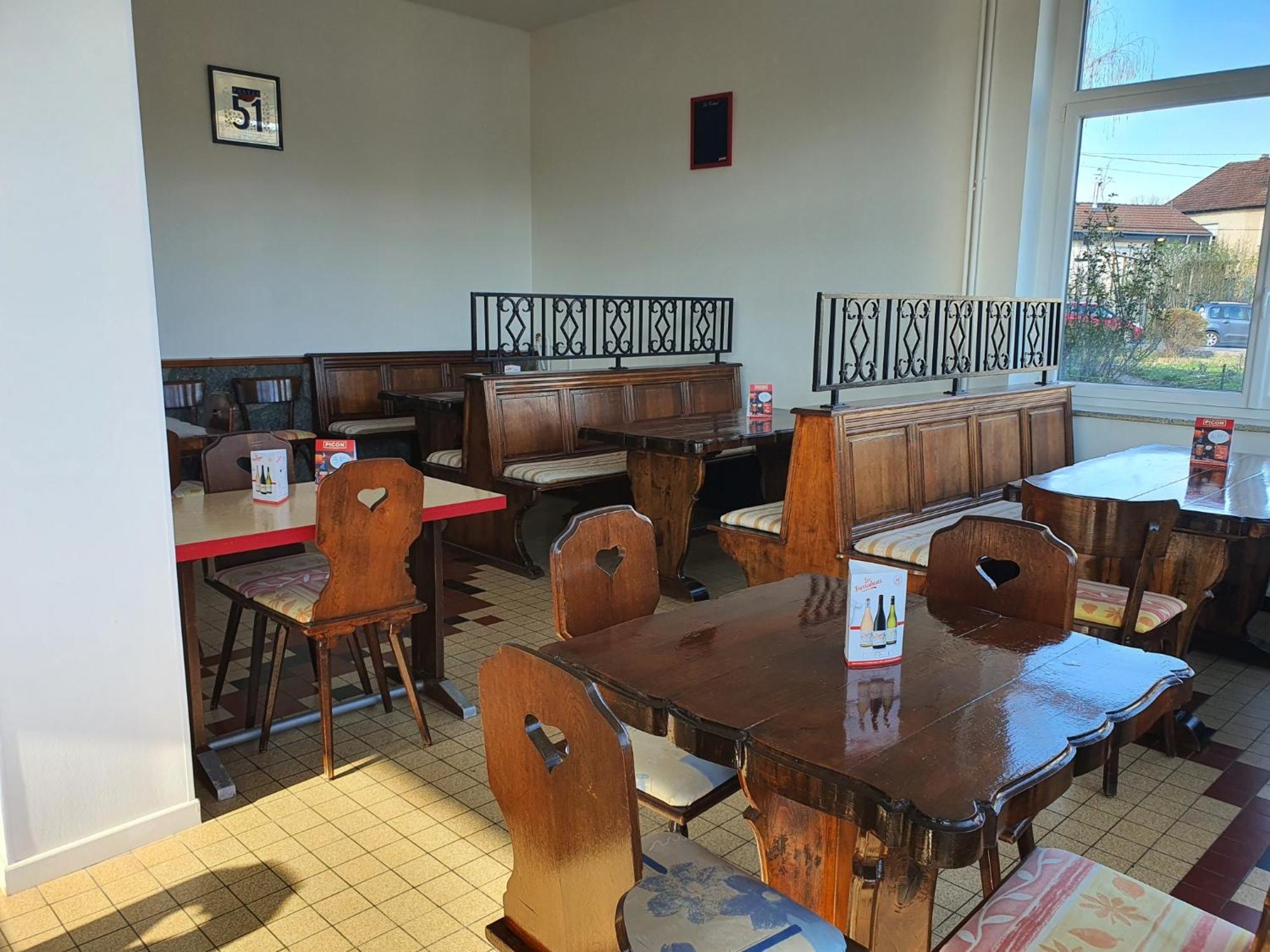Hotel De La Promenade Bains-les-Bains Extérieur photo